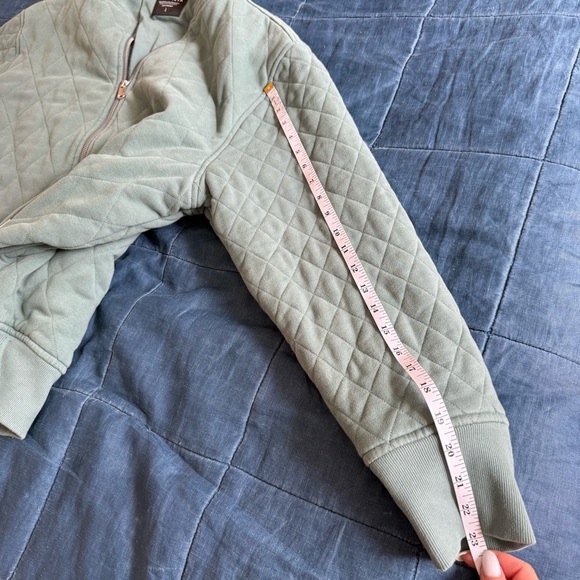 Athleta Retroplush Bomber Quilted Jacket Deep Ocean Teal Size Large - Picture 13 of 13